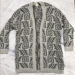 Gray Geometric Patterned Cardigan